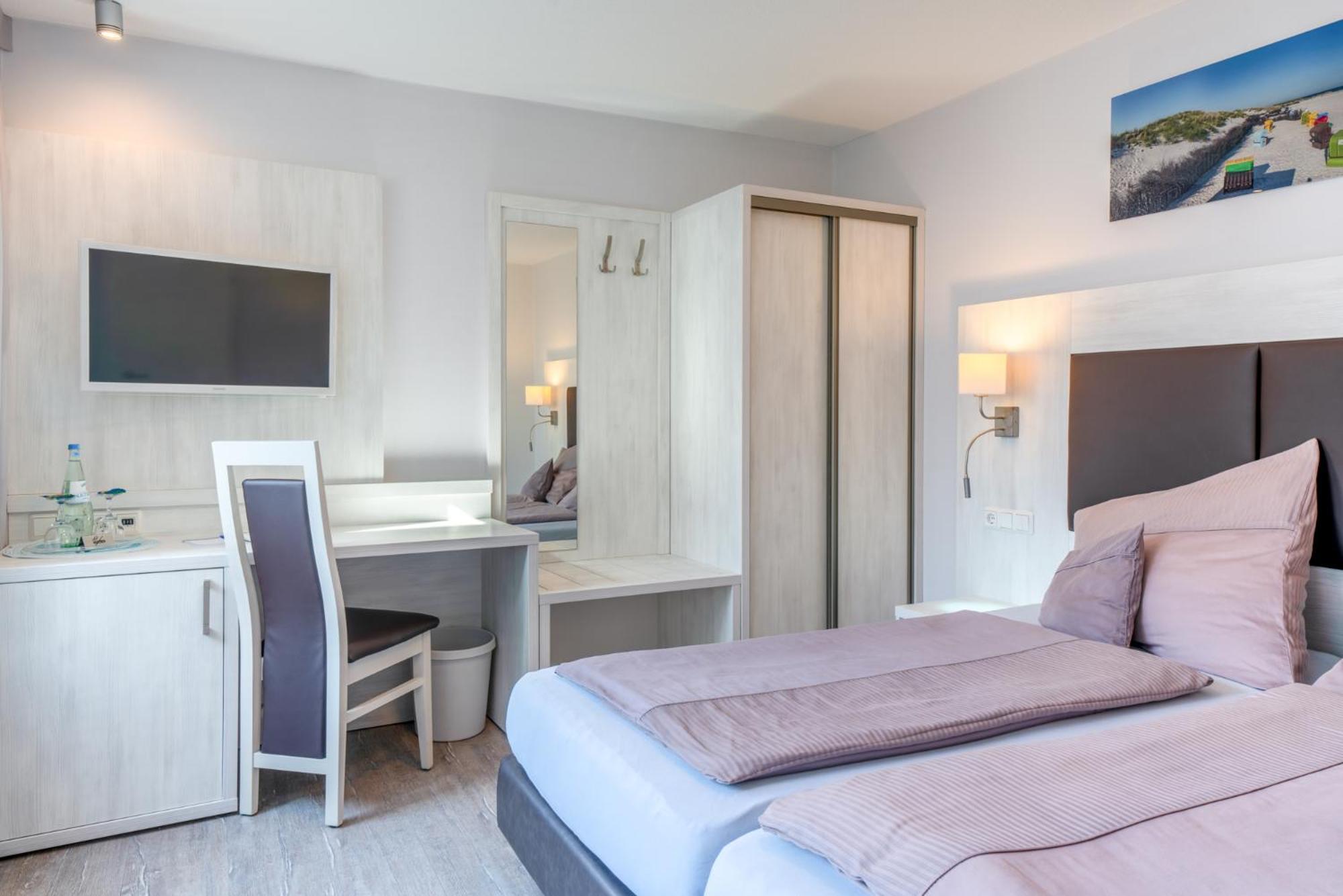 Hotel Hochseeinsel Хельголанд Номер фото
